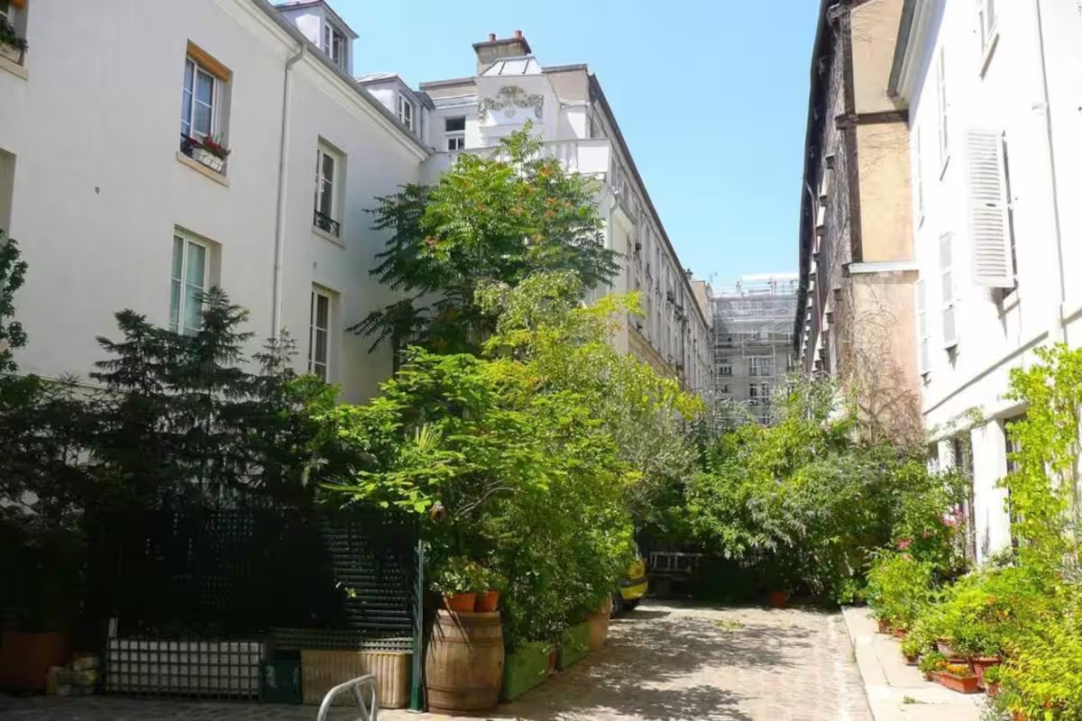 rue-de-la-roquette-3.jpg