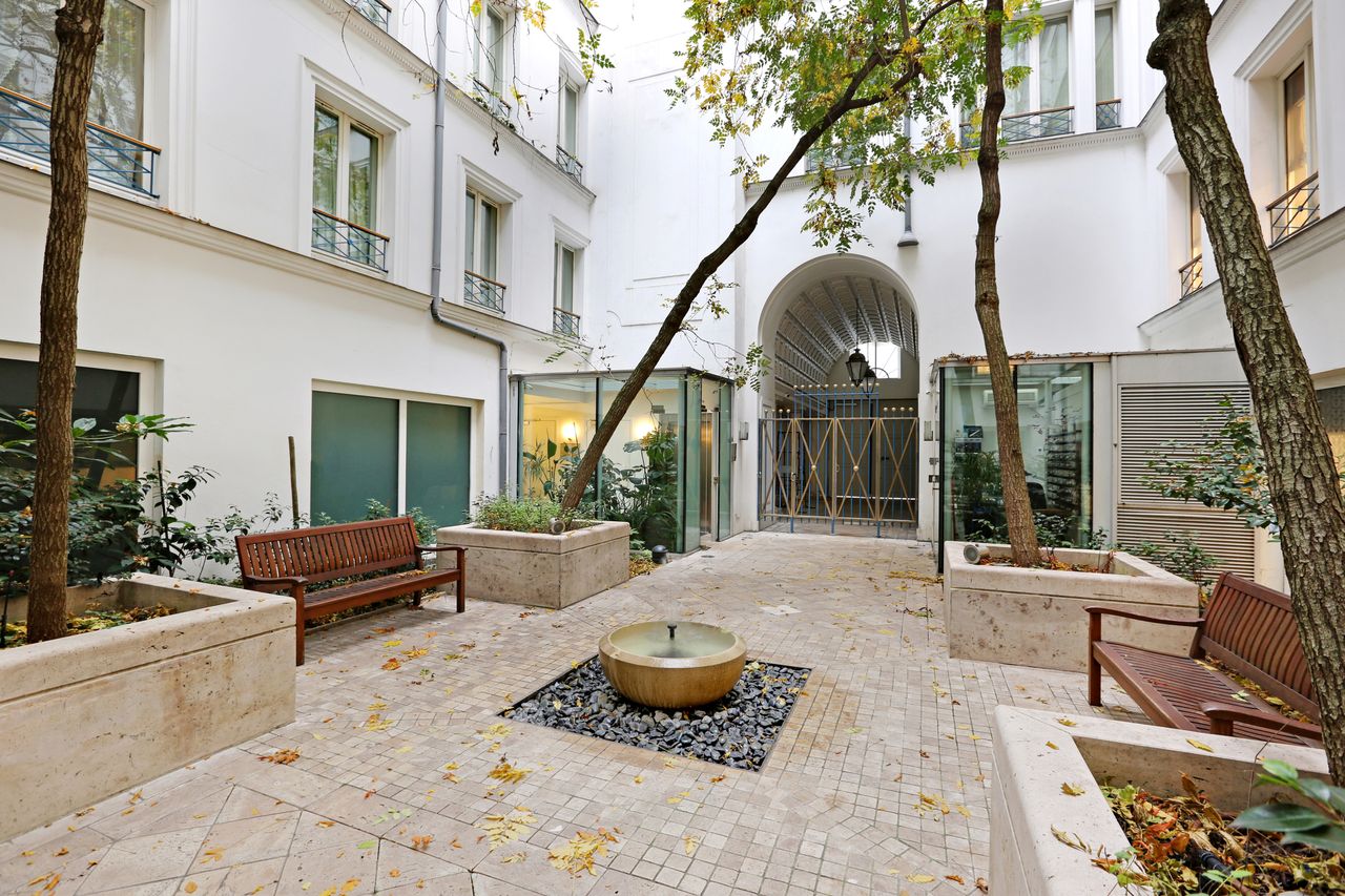 RUE_DE_LA_PAIX_15.jpg